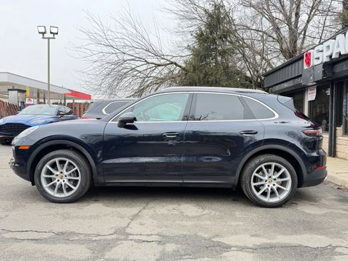 Used 2019 Porsche Cayenne image 7