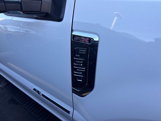 Used 2022 Ford F350 XL w/ STX Appearance Package AWD/4WD image 5