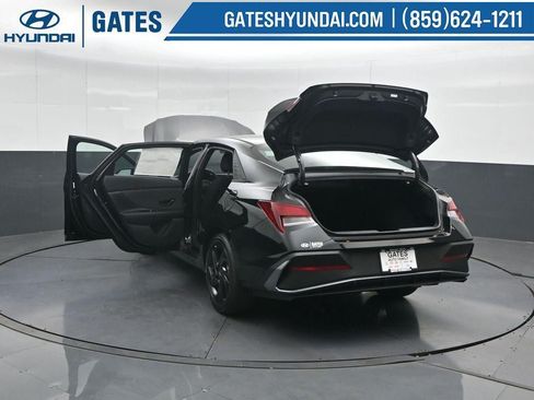 New 2026 Hyundai Elantra Sport FWD image 54