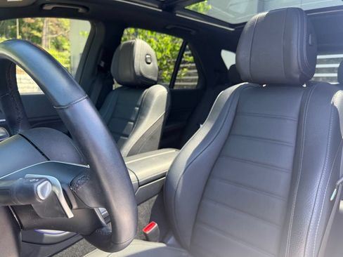 Used 2024 Mercedes-Benz GLE 450 4MATIC image 26
