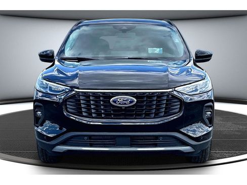 Used 2025 Ford Escape SE w/ PHEV Premium Package FWD image 4