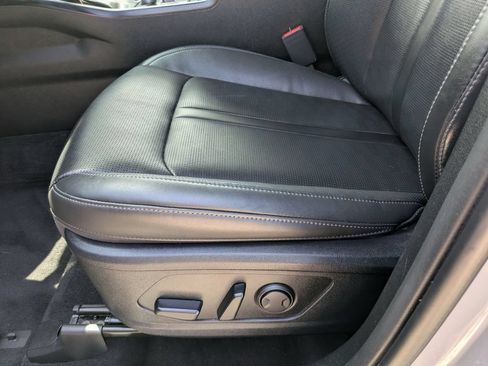 Certified 2024 Kia Sorento S FWD image 20
