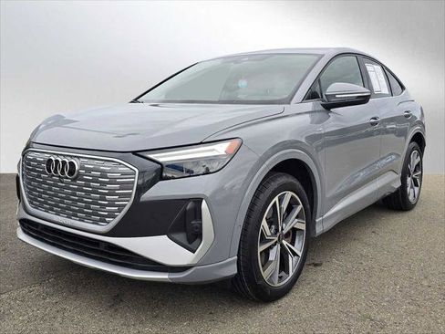 Used 2023 Audi Q4 e-tron Premium Plus w/ Premium Plus image 7