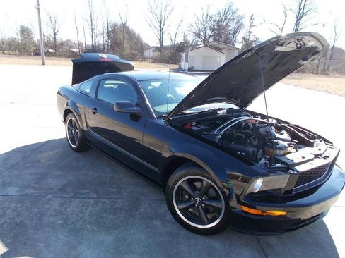 Used 2009 Ford Mustang GT image 57