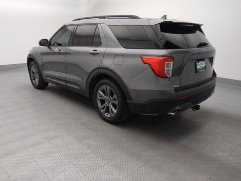 Used 2022 Ford Explorer XLT w/ Equipment Group 202A RWD image 5