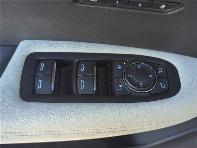 Used 2023 Cadillac XT6 Sport w/ Technology Package AWD/4WD image 8