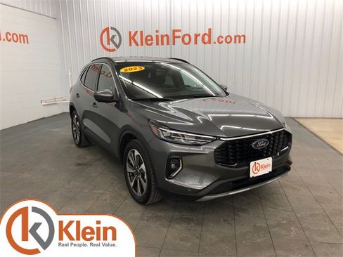 Used 2023 Ford Escape Platinum w/ Premium Technology Package image 1