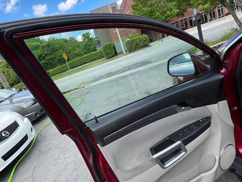 Used 2009 Saturn Vue XE image 8