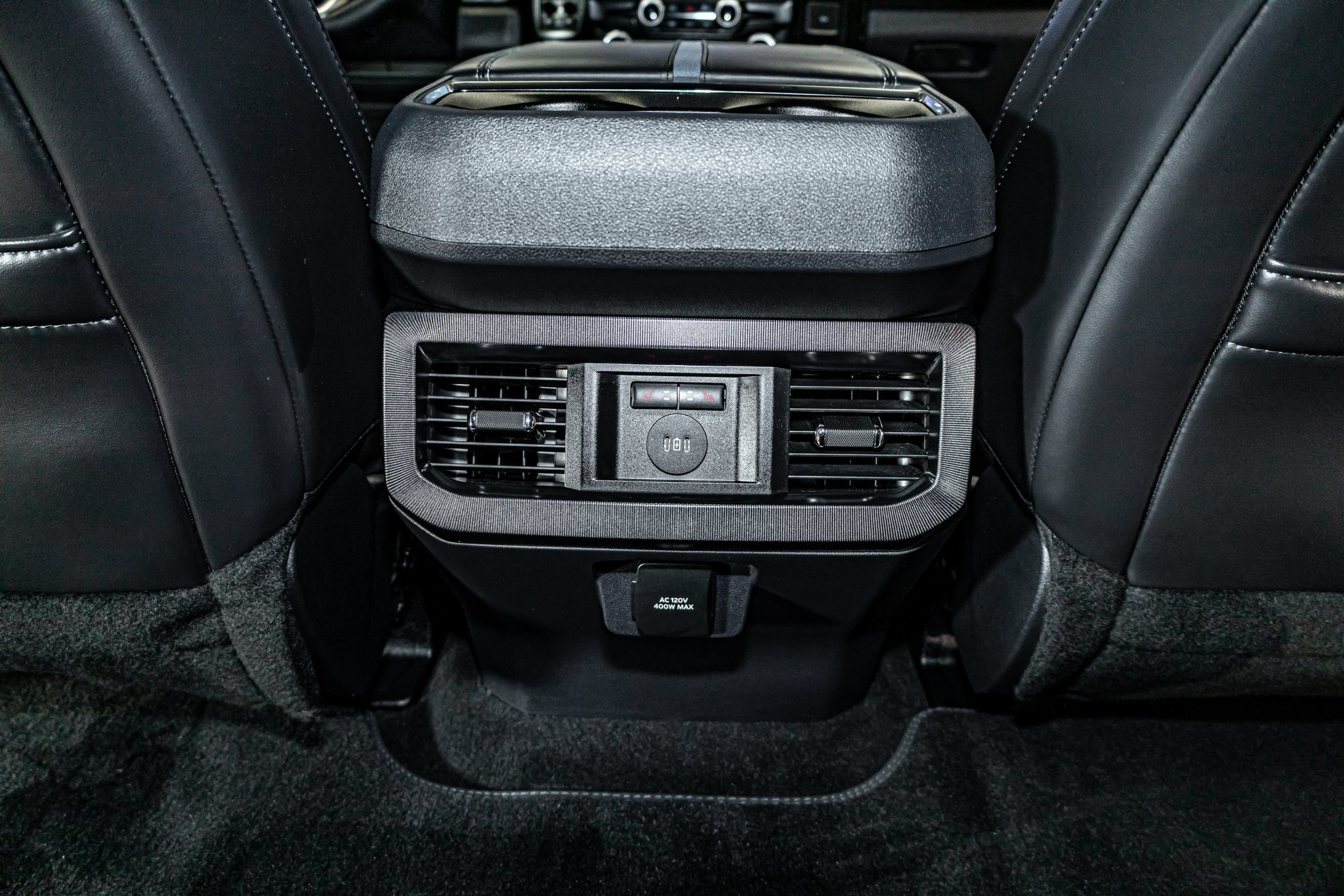 Used 2026 Ford F350 Platinum w/ FX4 Off-Road Package AWD/4WD image 18