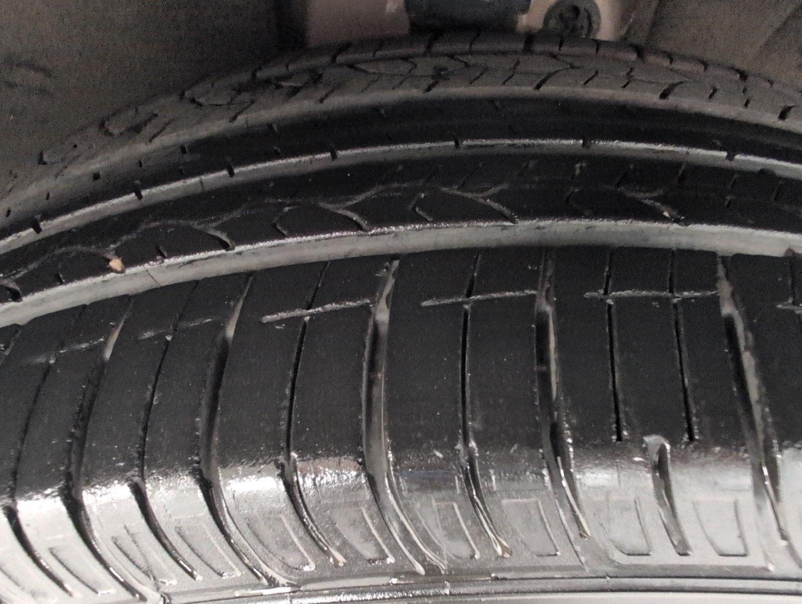 Used 2023 Buick Enclave Essence w/ LPO, Floor Liner Package AWD/4WD image 5