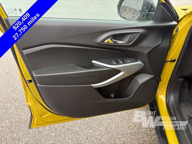 Used 2024 Chevrolet Trax RS w/ Driver Confidence Package FWD image 12