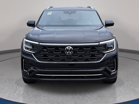 New 2026 Volkswagen Atlas Cross Sport SEL Premium R-Line AWD/4WD image 2