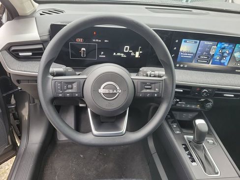 New 2026 Nissan Kicks SV image 23