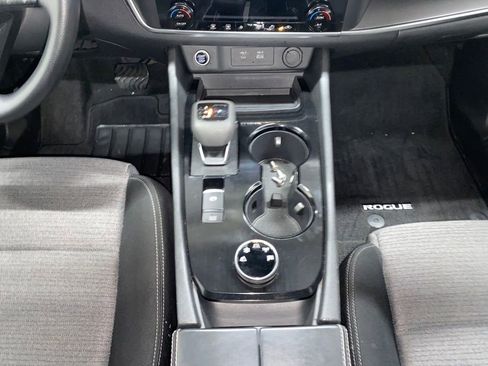 Used 2023 Nissan Rogue SV image 28