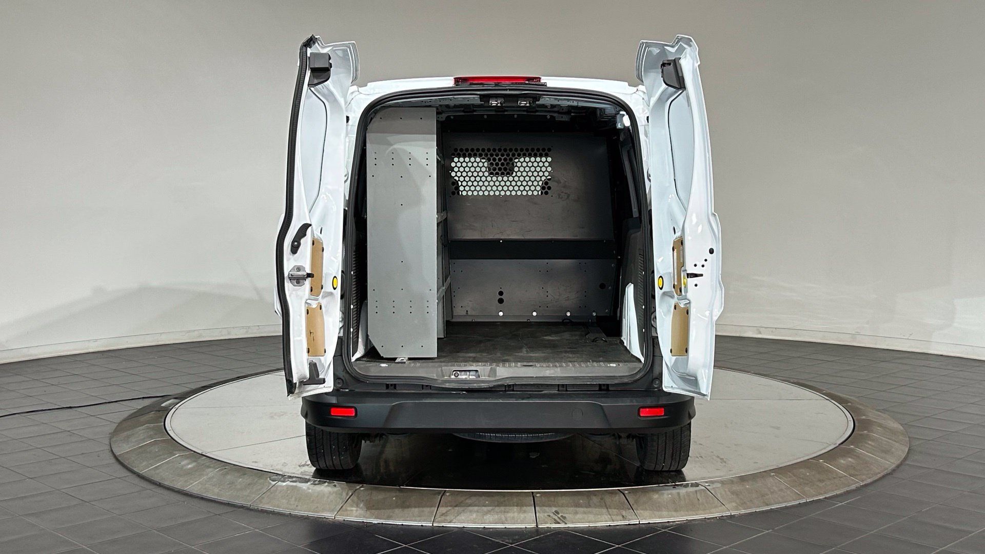 Used 2019 Ford Transit Connect XL FWD image 28