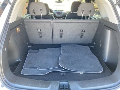 Used 2023 Chevrolet TrailBlazer LS image 11