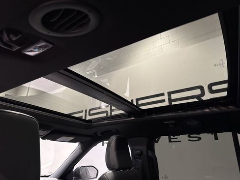 Used 2022 Ford Explorer ST w/ ST Street Pack image 33