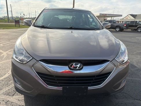 Used 2011 Hyundai Tucson Limited w/ Premium Pkg 3 image 2