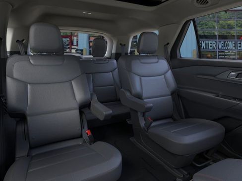 Used 2026 Ford Explorer Active w/ Active Comfort Package image 11