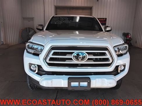 Used 2023 Toyota Tacoma Limited image 7