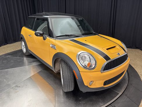 Used 2009 MINI Cooper S image 13