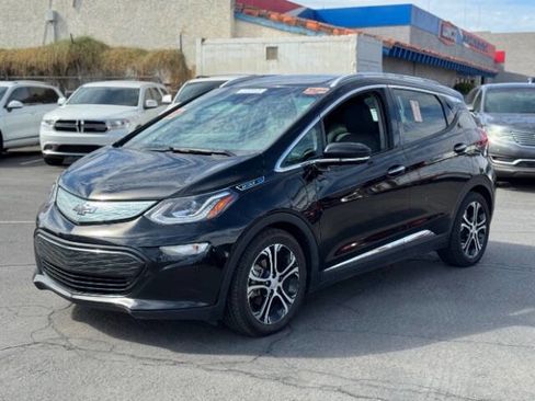 Used 2019 Chevrolet Bolt Premier w/ Infotainment Package image 8