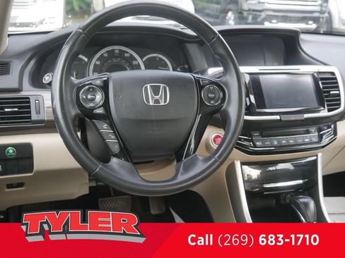 Used 2017 Honda Accord EX-L image 37