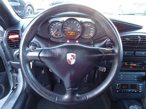 Used 2001 Porsche Boxster image 26