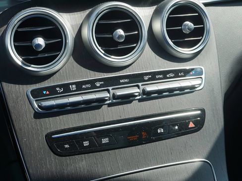 Certified 2021 Mercedes-Benz GLC 300 4MATIC image 19