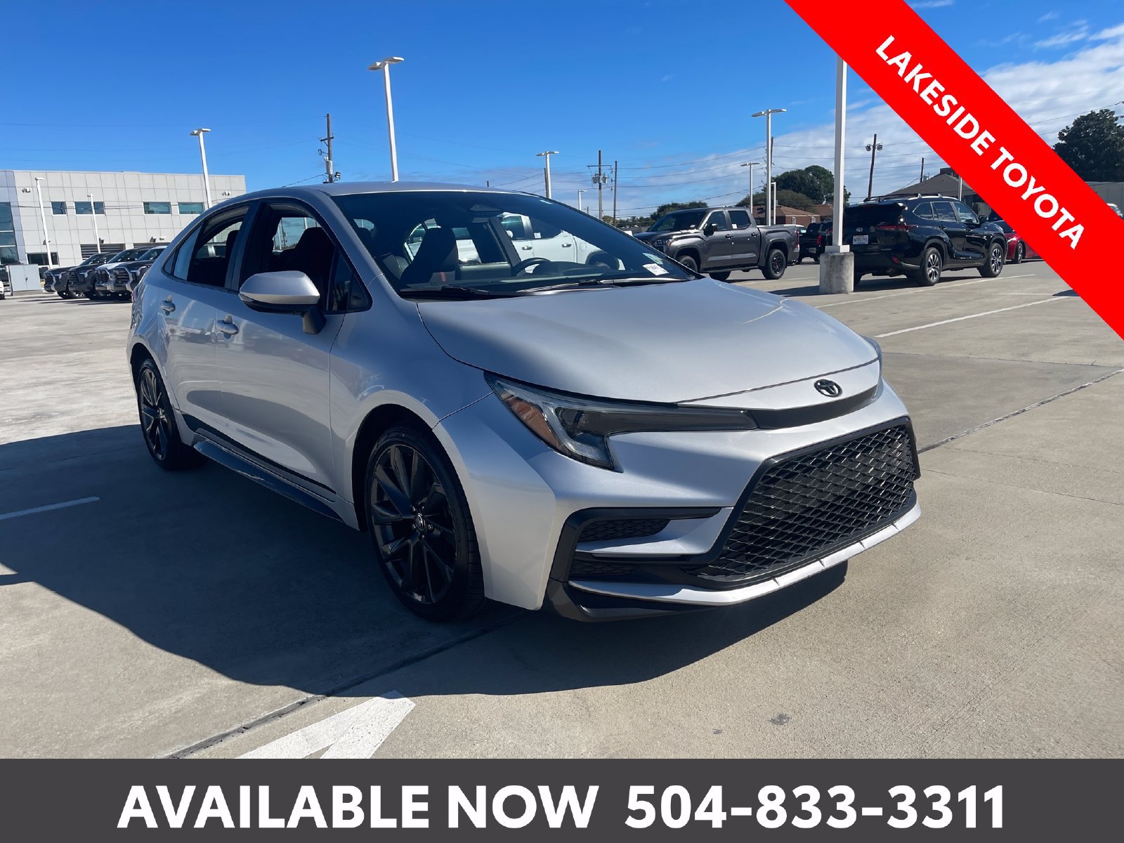 Used 2023 Toyota Corolla SE FWD image 7