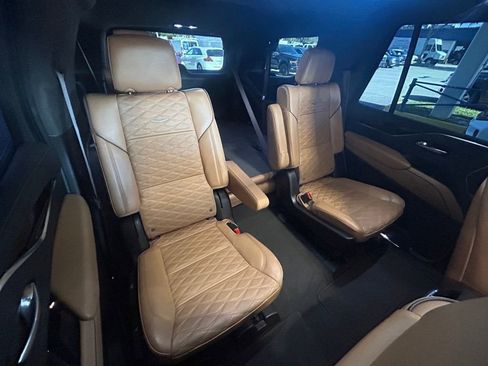 Used 2022 Cadillac Escalade Sport image 33