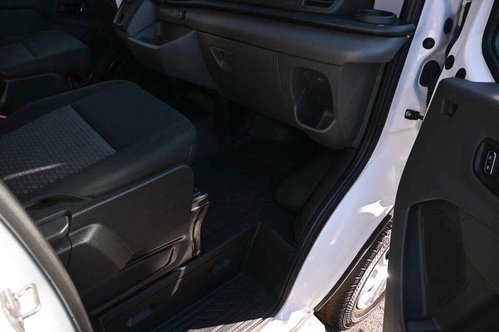 Used 2025 Ford Transit 250 Low Roof w/ Exterior Upgrade Package RWD image 18