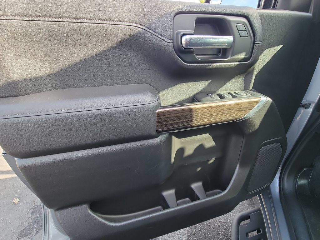 Used 2019 Chevrolet Silverado 1500 LT w/ Texas Edition RWD image 21