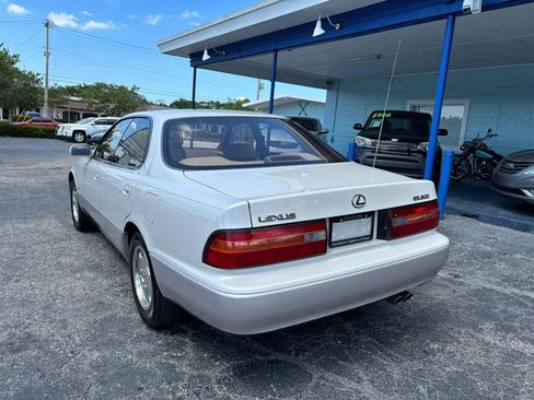 Used 1996 Lexus ES 330 FWD image 3