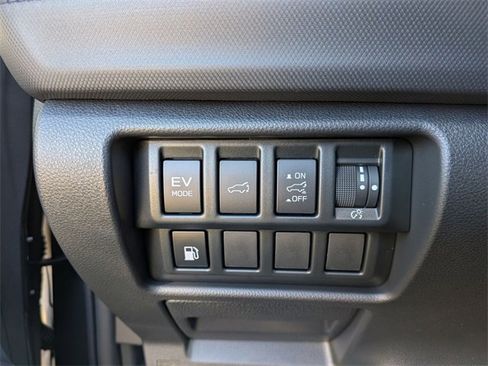 New 2025 Subaru Forester Limited w/ Popular Package image 21
