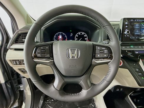 New 2026 Honda Odyssey EX-L image 11