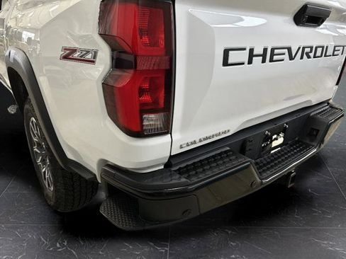 Used 2024 Chevrolet Colorado Z71 w/ Z71 Convenience Package 2 image 35