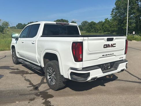 Used 2020 GMC Sierra 1500 AT4 w/ AT4 Premium Package AWD/4WD image 3
