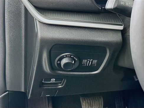 Certified 2023 Jeep Grand Cherokee L Laredo w/ Luxury Tech Group I image 18