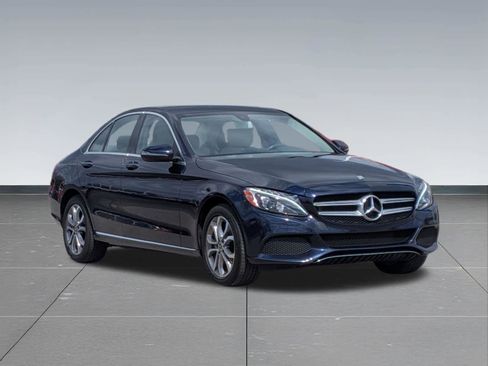 Used 2017 Mercedes-Benz C 300 4MATIC Sedan image 7