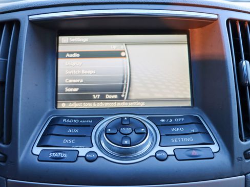 Used 2011 INFINITI G37 Journey w/ Premium Pkg image 36