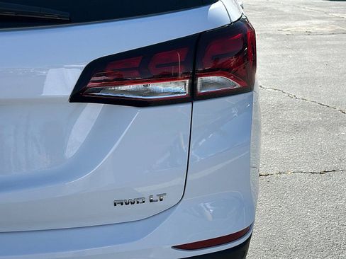 Used 2024 Chevrolet Equinox LT AWD/4WD image 11