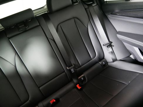 Used 2024 BMW X4 M40i AWD/4WD image 14