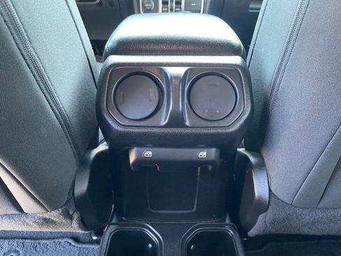 Used 2019 Jeep Wrangler Unlimited Sport S AWD/4WD image 23