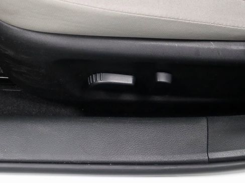 Used 2025 Nissan Altima 2.5 SV image 23