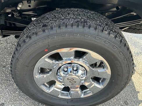 New 2025 Ford F250 King Ranch w/ Chrome Package image 11