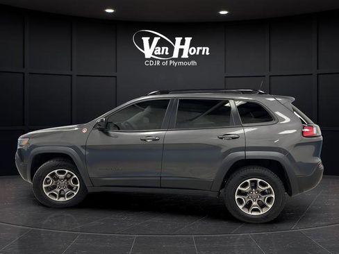Used 2022 Jeep Cherokee Trailhawk w/ Sun, Sound & Nav Group AWD/4WD image 4