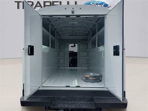 New 2026 Ford E-350 and Econoline 350 Super Duty w/ Power Equipment Group image 39