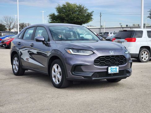 Certified 2023 Honda HR-V LX image 3