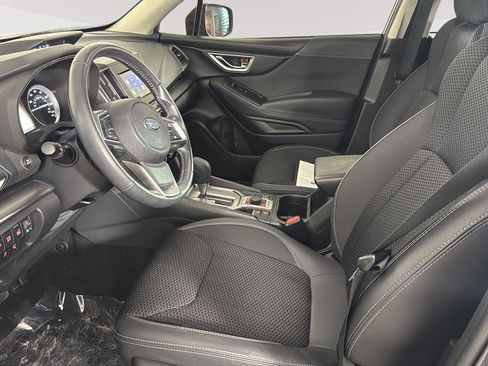 Certified 2023 Subaru Forester Premium image 9